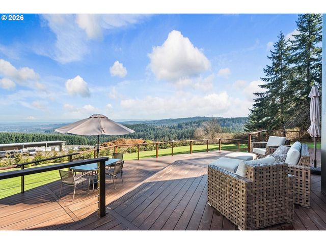 19420 Ne VISTA HILL Dr, Hillsboro, OR 97123