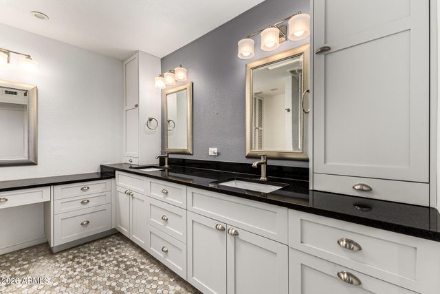 10430 E REGAL Drive, Sun Lakes, AZ 85248