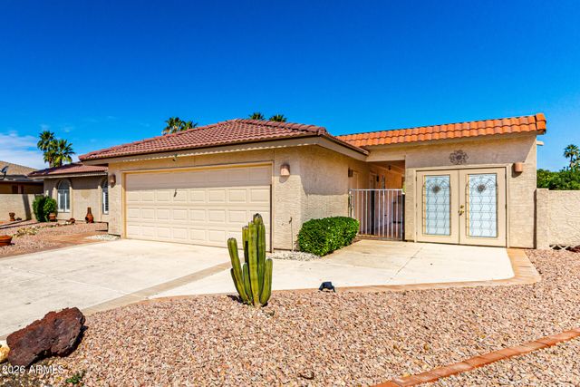10430 E REGAL Drive, Sun Lakes, AZ 85248