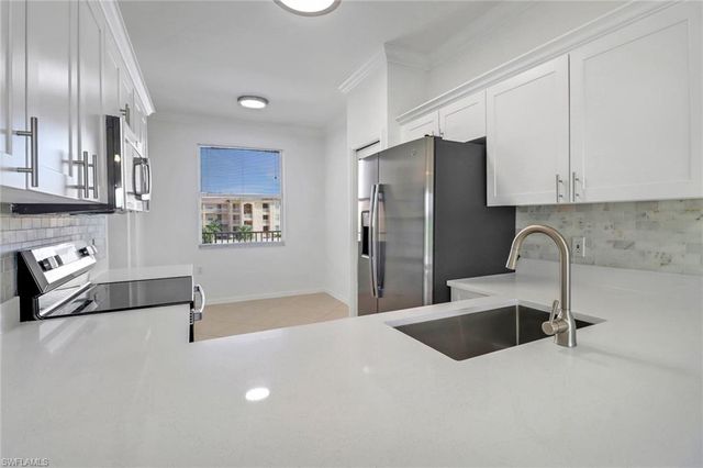 8451 Kingbird LOOP 334, Estero, FL 33967