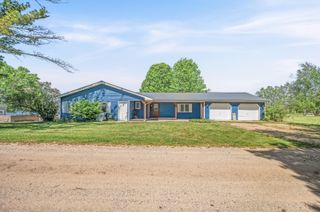 19454 E Chippewa Lake Drive, Chippewa Lake, MI 49320