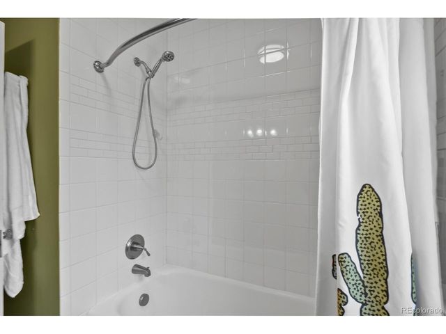 912 N Corona St, Colorado Springs, CO 80903