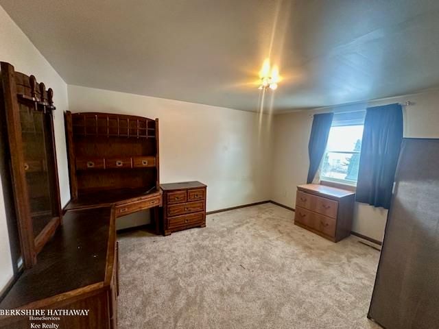 39020 E Royal Doulton Boulevard, Clinton Twp, MI 48038