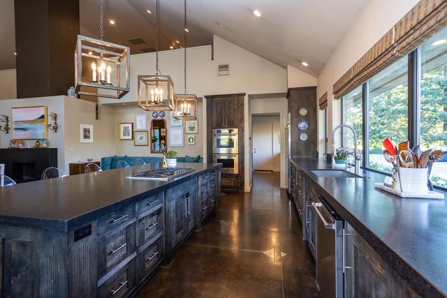 11790 Hidden Glen Ct, Oakdale, CA 95361