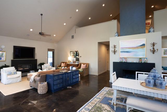 11790 Hidden Glen Ct, Oakdale, CA 95361