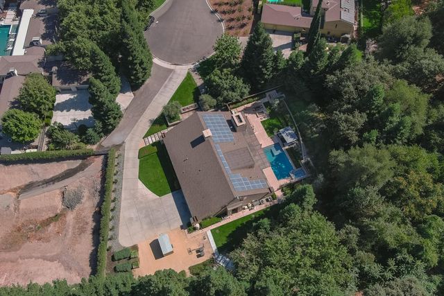11790 Hidden Glen Ct, Oakdale, CA 95361