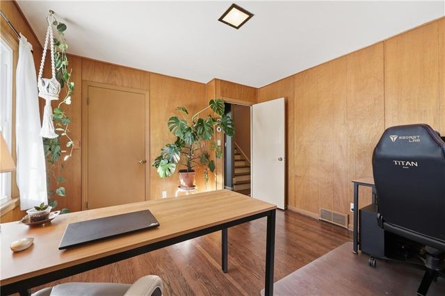 3718 NE 48th Street, Kansas City, MO 64119