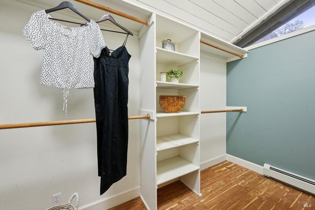 2016 Park Vista Ct, Santa Rosa, CA 95405