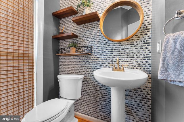 2021 GOLF DR, Culpeper, VA 22701