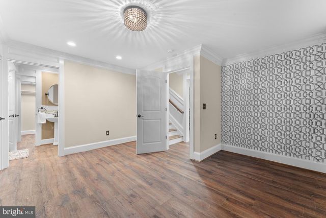 2021 GOLF DR, Culpeper, VA 22701