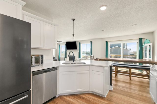 1701 E Girard Avenue, Indianola, IA 50125