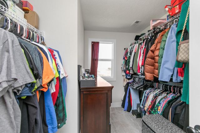 1701 E Girard Avenue, Indianola, IA 50125