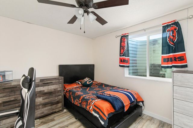 1701 E Girard Avenue, Indianola, IA 50125