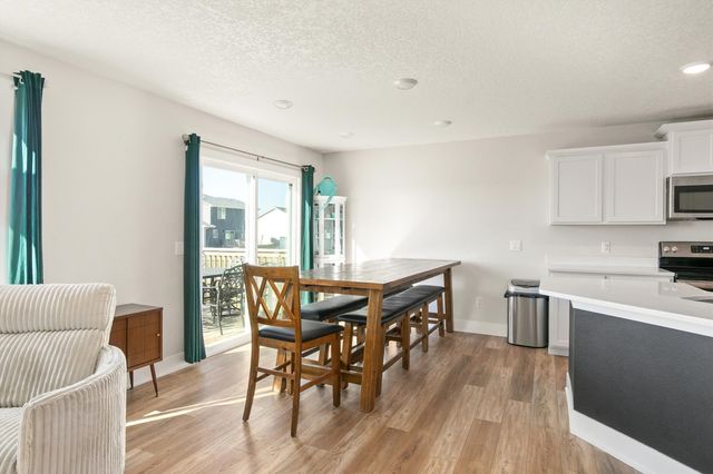 1701 E Girard Avenue, Indianola, IA 50125