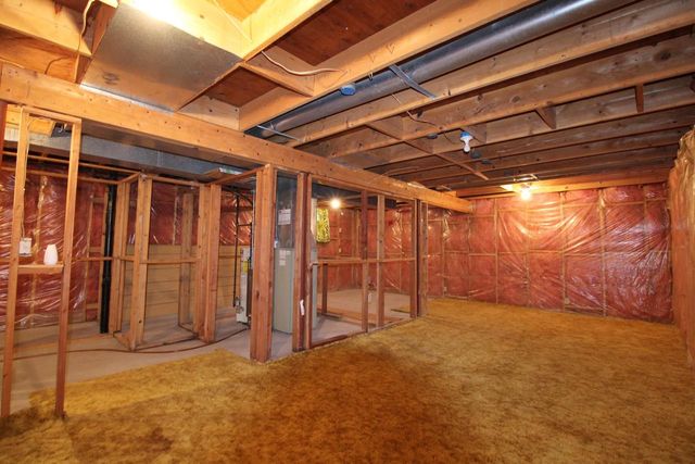 1325 N Page Street, Stoughton, WI 53589