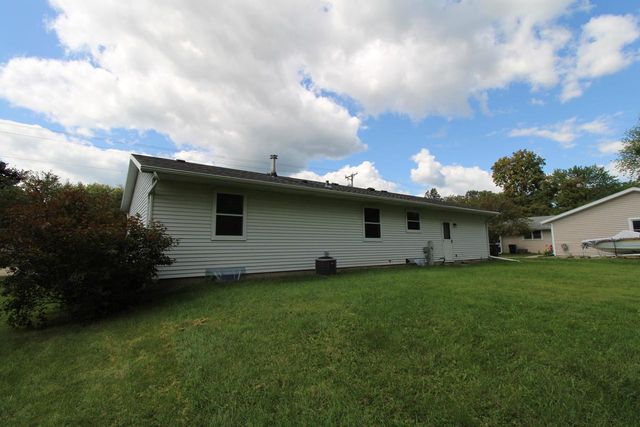 1325 N Page Street, Stoughton, WI 53589