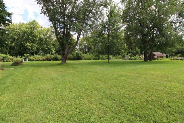1325 N Page Street, Stoughton, WI 53589