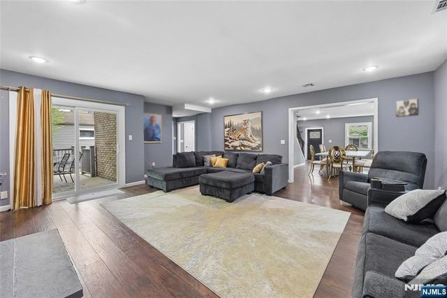 97 Jasper Avenue, Teaneck, NJ 07666