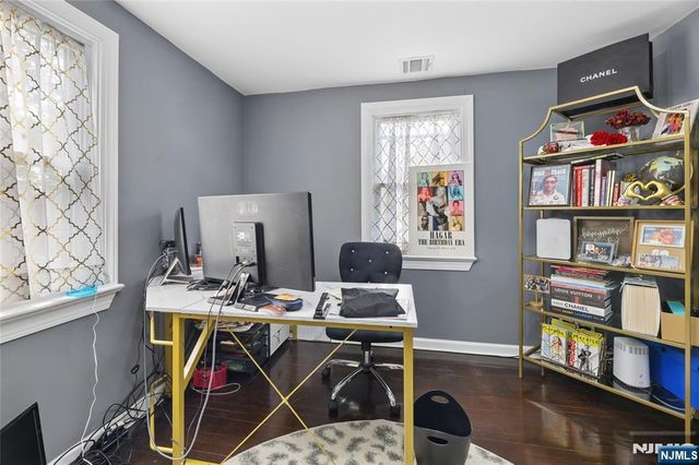 97 Jasper Avenue, Teaneck, NJ 07666