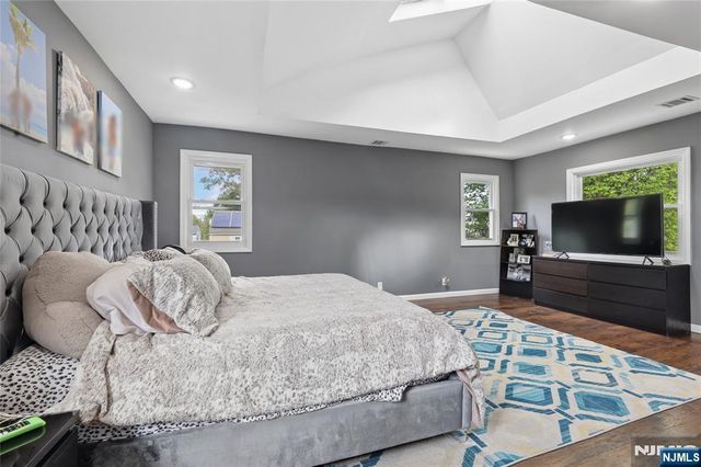 97 Jasper Avenue, Teaneck, NJ 07666