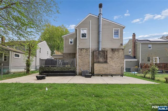 97 Jasper Avenue, Teaneck, NJ 07666