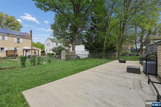 97 Jasper Avenue, Teaneck, NJ 07666