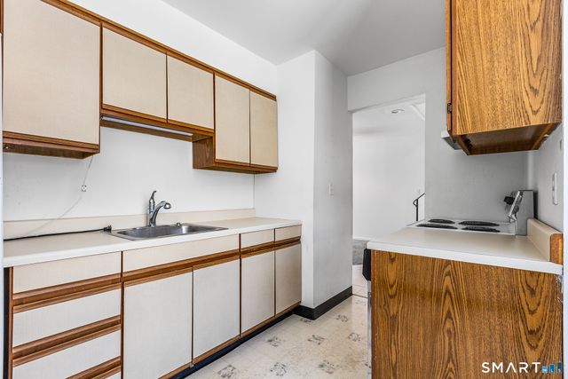 39 Woodway Road APT C7, Stamford, CT 06907