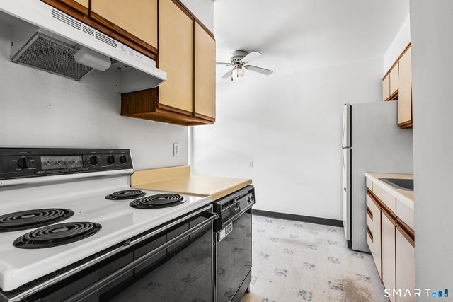 39 Woodway Road APT C7, Stamford, CT 06907