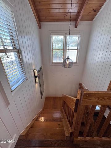 424 Country Path Way, Sevierville, TN 37862