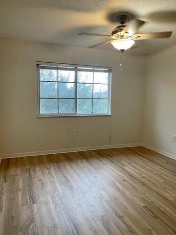 3718 NW Adriatic Lane 302, Jensen Beach, FL 34957