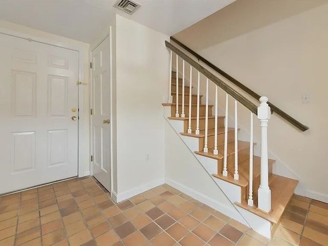 1047 Washington Street 2, Newton, MA 02465