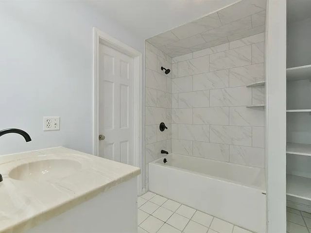 1047 Washington Street 2, Newton, MA 02465
