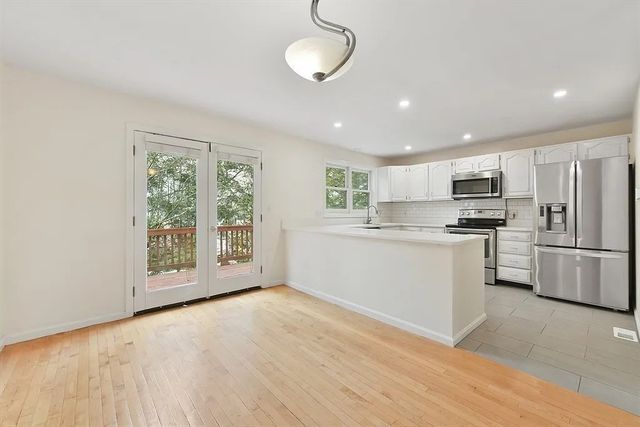 1047 Washington Street 2, Newton, MA 02465