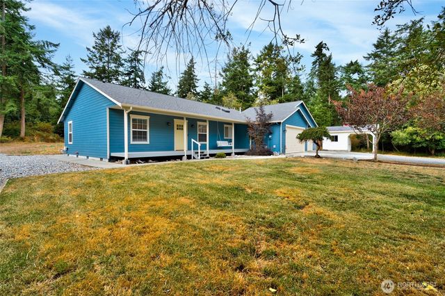 2033 Navy Lane, Oak Harbor, WA 98277