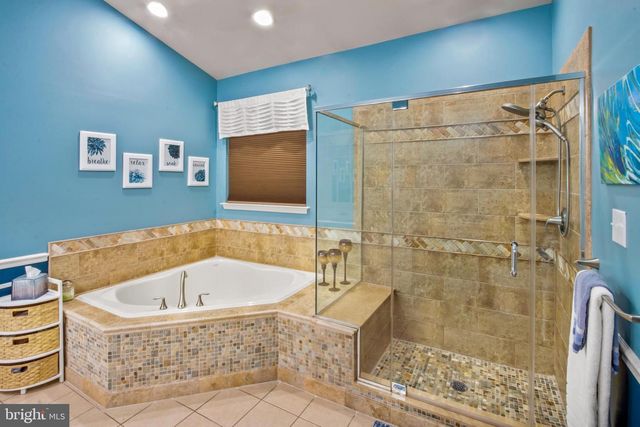 1 BROCKTON COURT, Woolwich Twp, NJ 08085