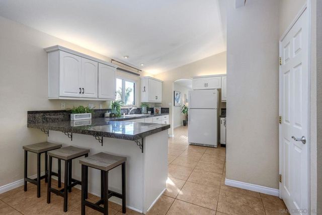 2935 Lloyd St, San Diego, CA 92117