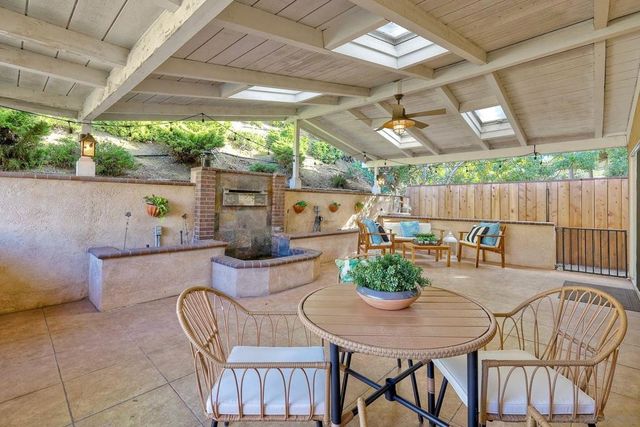 2935 Lloyd St, San Diego, CA 92117