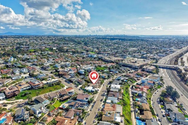 2935 Lloyd St, San Diego, CA 92117