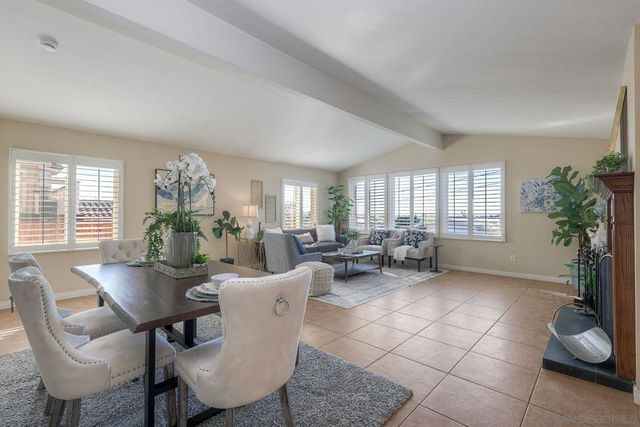 2935 Lloyd St, San Diego, CA 92117