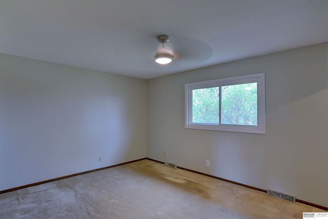 20060 Wirt Street, Elkhorn, NE 68022