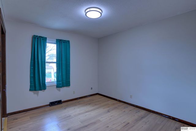 20060 Wirt Street, Elkhorn, NE 68022