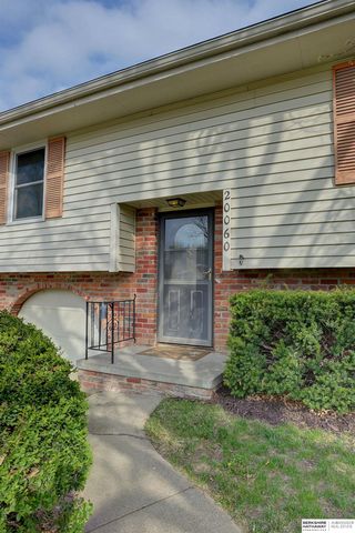 20060 Wirt Street, Elkhorn, NE 68022