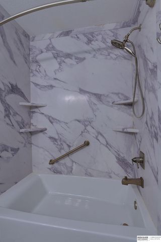 20060 Wirt Street, Elkhorn, NE 68022