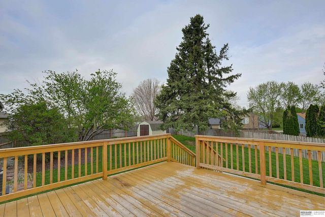 20060 Wirt Street, Elkhorn, NE 68022