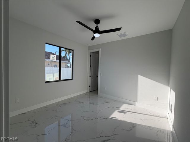 112 NE 6th ST, Cape Coral, FL 33909