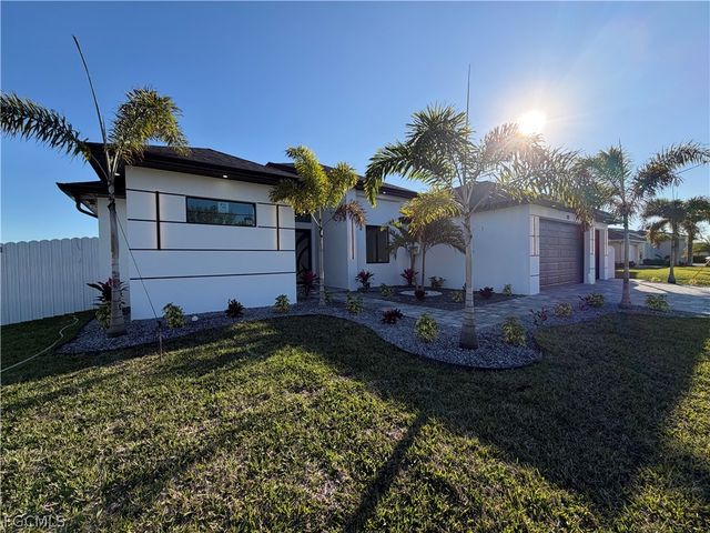 112 NE 6th ST, Cape Coral, FL 33909