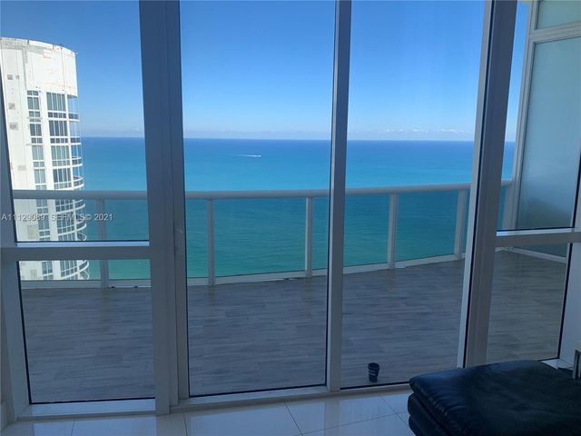 15811 Collins Avenue 4203, Sunny Isles Beach, FL 33160