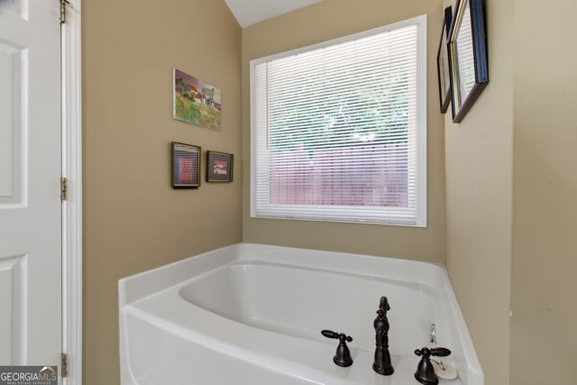 3551 Lilac Springs Drive, Powder Springs, GA 30127