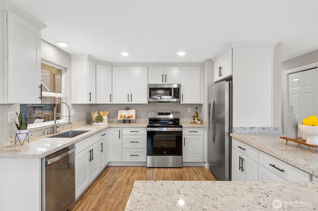 32510 23rd Avenue SW, Federal Way, WA 98023