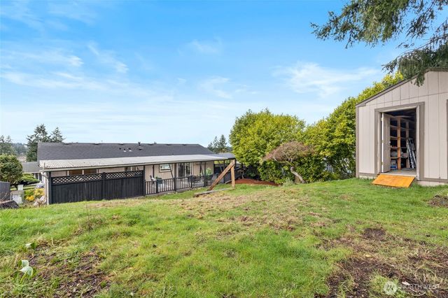 32510 23rd Avenue SW, Federal Way, WA 98023